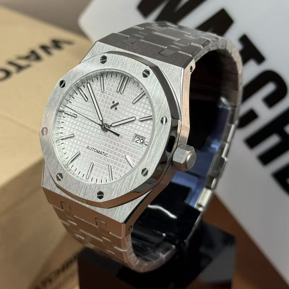 OCTOMOD | White Grid – Integrated Steel NH35 - WATCH MODS